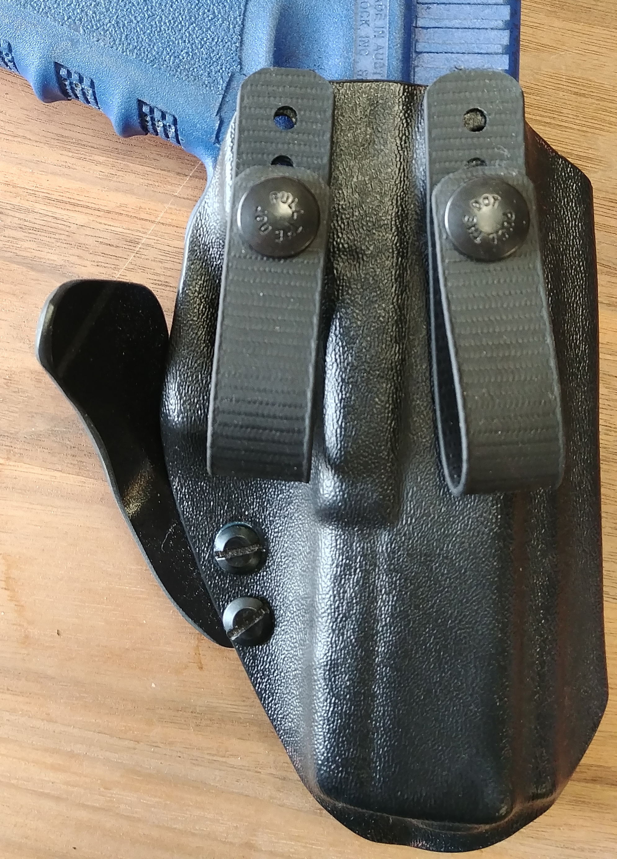 AIWB G17 Front